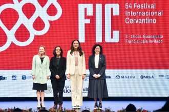 Lizeth Galván, secretaria de Turismo de Guanajuato; Valeria Palomino, directora general de Circuitos y Festivales; Claudia Curiel de Icaza, secretaria de Cultura, y Delphine Borione, Embajadora de Francia en México, durante la presentación en el Lunario del Auditorio Nacional de la edición 54 del Festival Internacional Cervantino (FIC) que contará con Francia como país invitado. FOTO: MARIO JASSO/CUARTOSCURO.COM