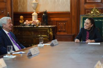 sheinbaum se reúne con jaime dimon