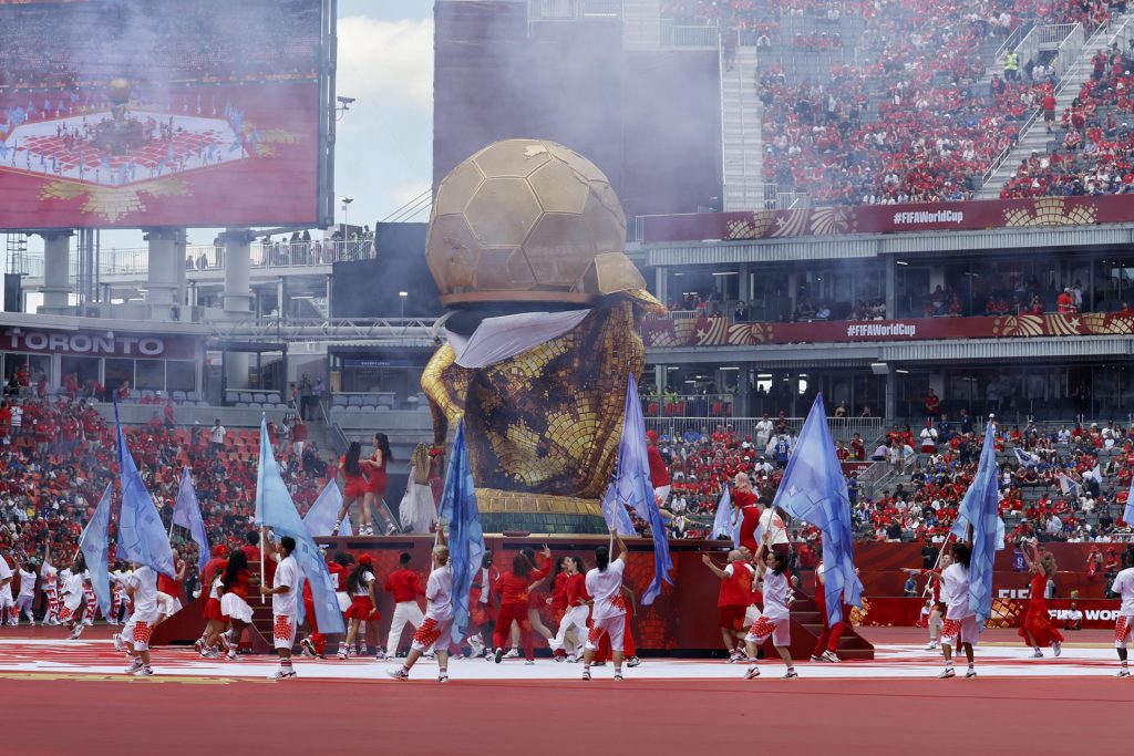 toronto abre su primer mundial con una ceremonia que celebra la diversidad canadiense