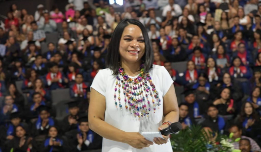 beatriz mojica 02