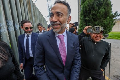 fernando flores acude a audiencia