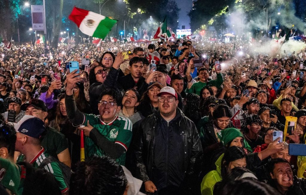 Aficionados de la Selección Mexicana celebran el Mundial 2026. FOTO: ESTRELLA JOSENTO/CUARTOSCURO.COM