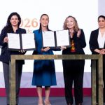 claudia sheinbaum firma documento