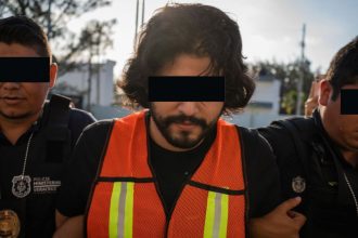 Marlon Botas Fuentes, presunto feminicida de Monserrat Bendimes Roldan, es ingresado a la Unidad de Atención Temprana del XVll Distrito Judicial en Veracruz, Veracruz | FOTO: VICTORIA RAZO/CUARTOSCURO.COM