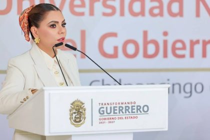 universidad nacional rosario castellanos en acapulco