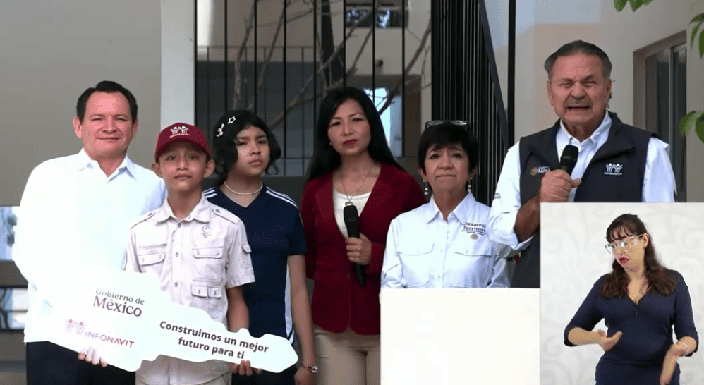entrega de viviendas en kanasín yucatán claudia sheinbaum