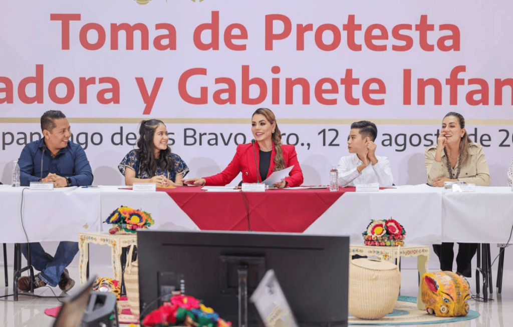 Gobierno de Guerrero motiva a la niñez participación y valores democráticos