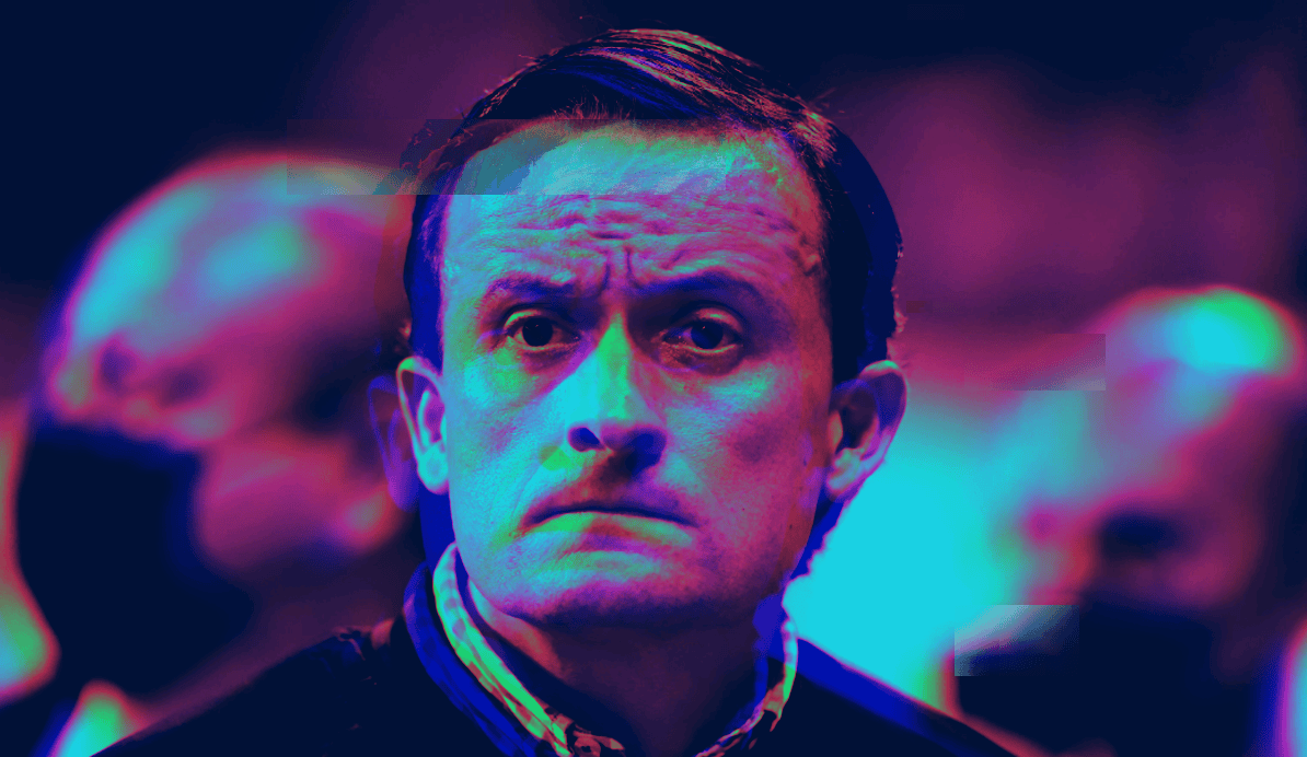 quién es mikel arriola